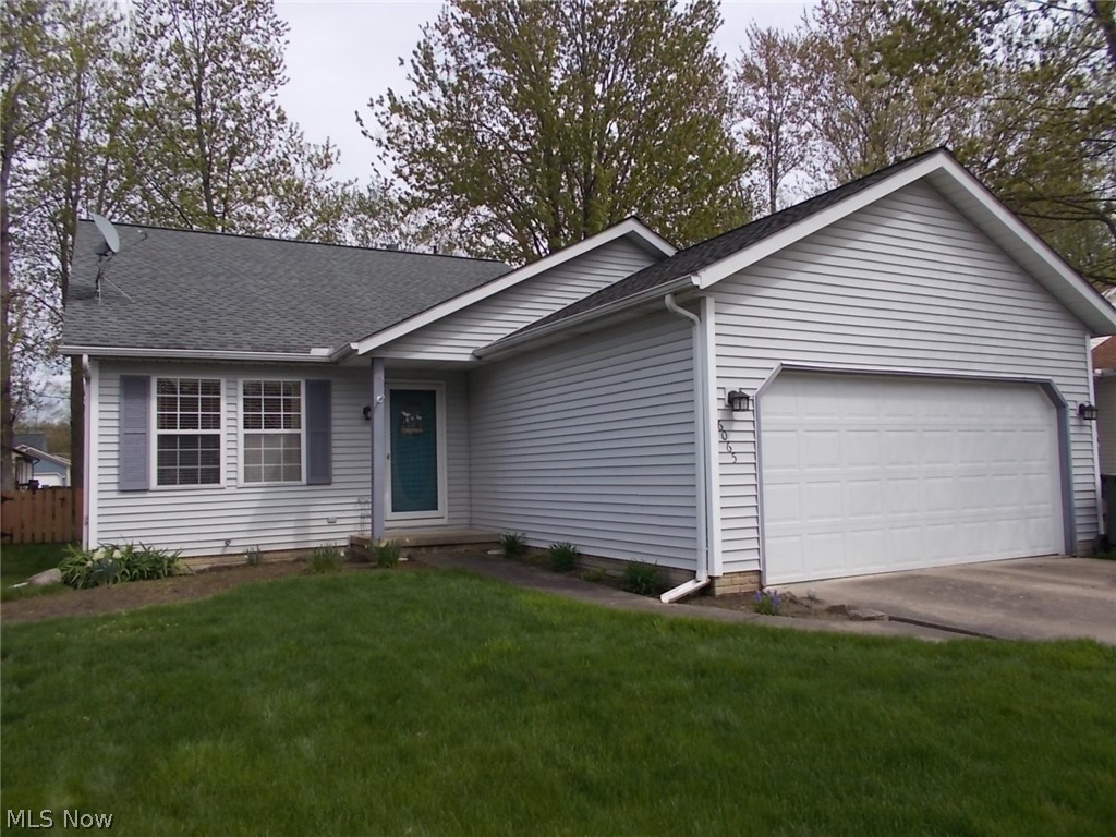 6065 Ridgeview Boulevard North Ridgeville, OH 44039 - Photo 1 of 15