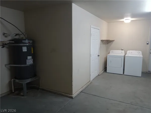 $1,250 | 165 South Mount Charleston Drive East, Unit B, Pahrump, NV 89048