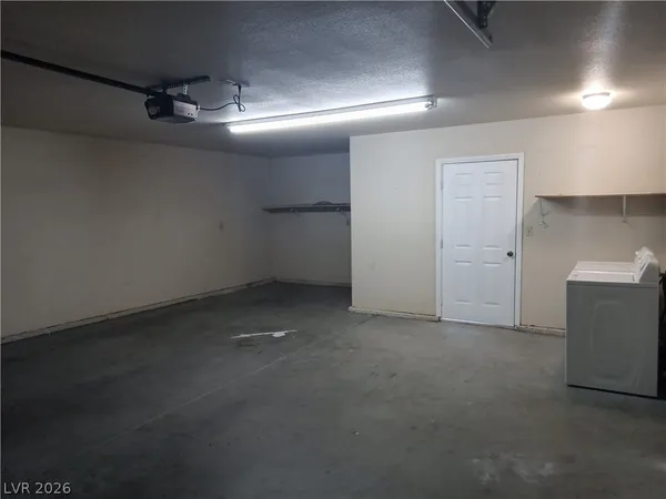 $1,250 | 165 South Mount Charleston Drive East, Unit B, Pahrump, NV 89048