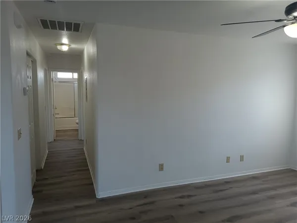 $1,250 | 165 South Mount Charleston Drive East, Unit B, Pahrump, NV 89048