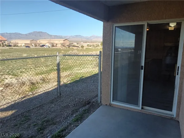 $1,250 | 165 South Mount Charleston Drive East, Unit B, Pahrump, NV 89048