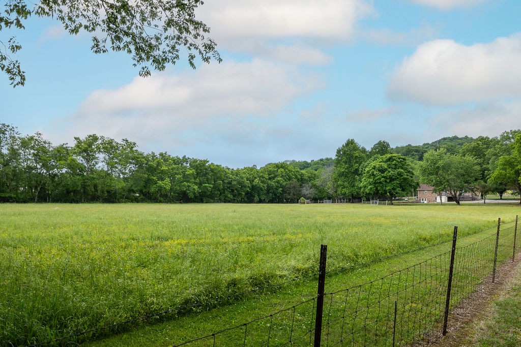 1684 Springplace Road Lewisburg, TN 37091 - Photo 24 of 31