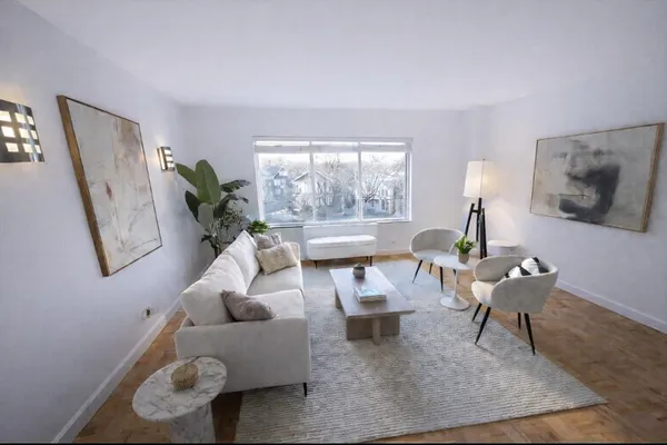 $579,900 | 22 Chestnut Place, Unit 210, Brookline, MA 02445