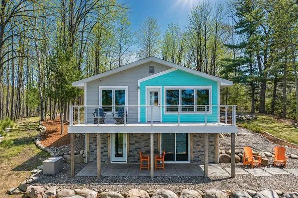 $749,900 | 21352 Deshayes Drive, Emily, MN 56447