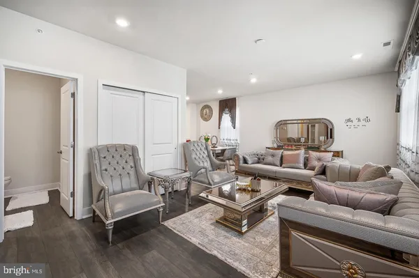 $439,900 | 104A King Street, Bensalem, PA 19020