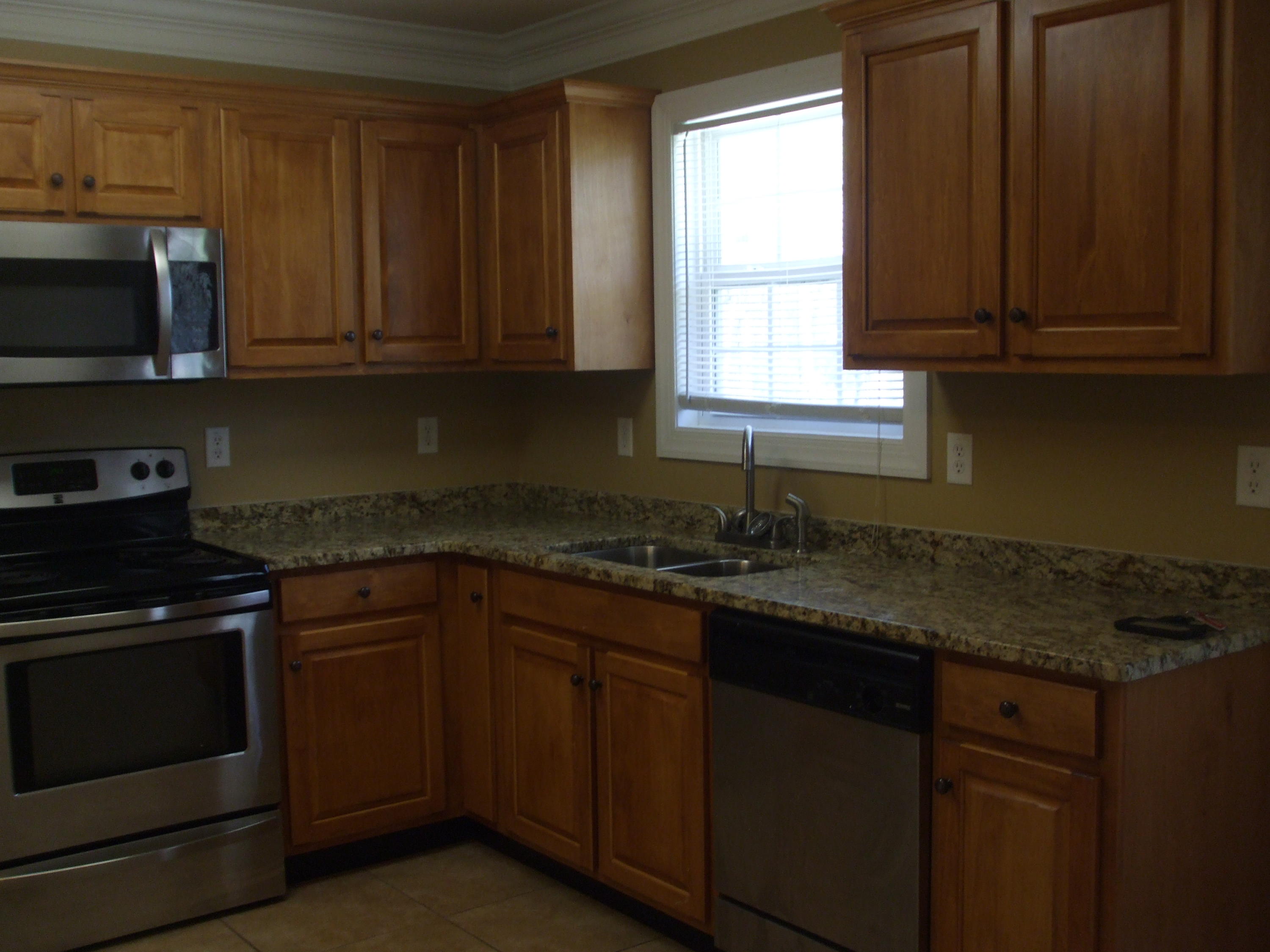 8418 Hixson Pike Hixson, TN 37343 - Photo 4 of 11 025