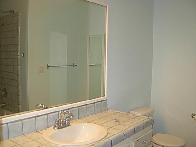 7215 Lyons Avenue Hesperia, CA 92345 - Photo 2 of 20