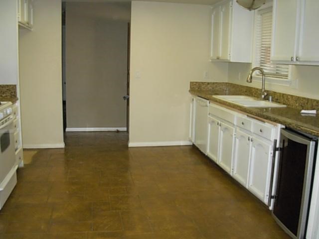 7215 Lyons Avenue Hesperia, CA 92345 - Photo 10 of 20