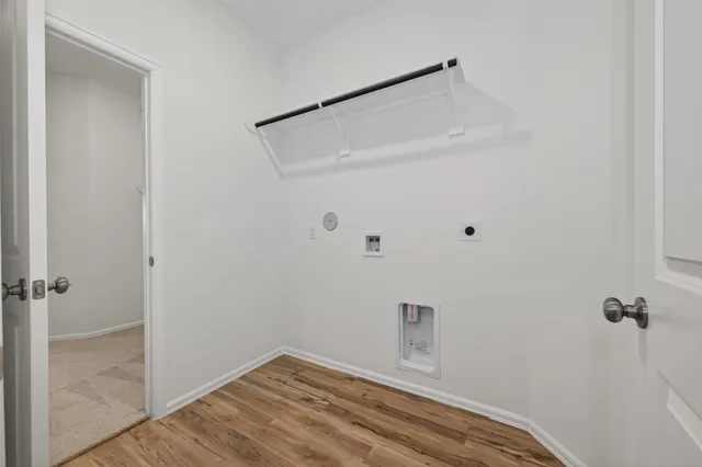 $2,095 | 3808 Moss Hl Road, Richmond, TX 77469