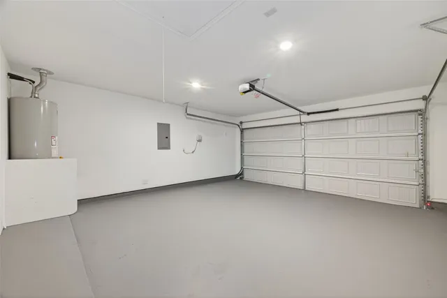 $2,095 | 3808 Moss Hl Road, Richmond, TX 77469