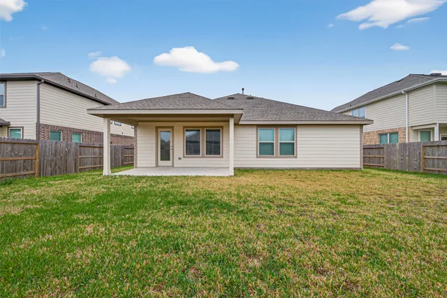 $2,095 | 3808 Moss Hl Road, Richmond, TX 77469