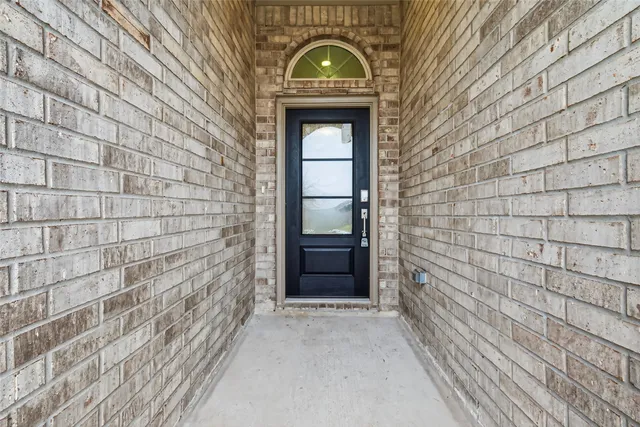 $2,095 | 3808 Moss Hl Road, Richmond, TX 77469