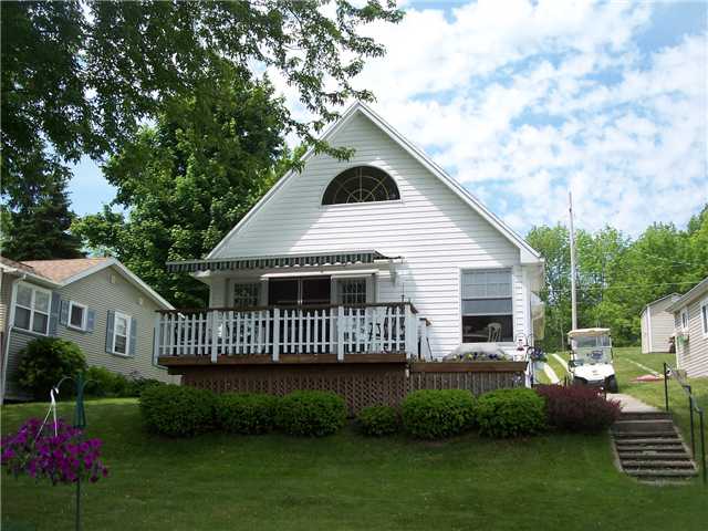 8216 Graves Point Road Huron, NY 14590 - Photo 1 of 16 Exterior Front