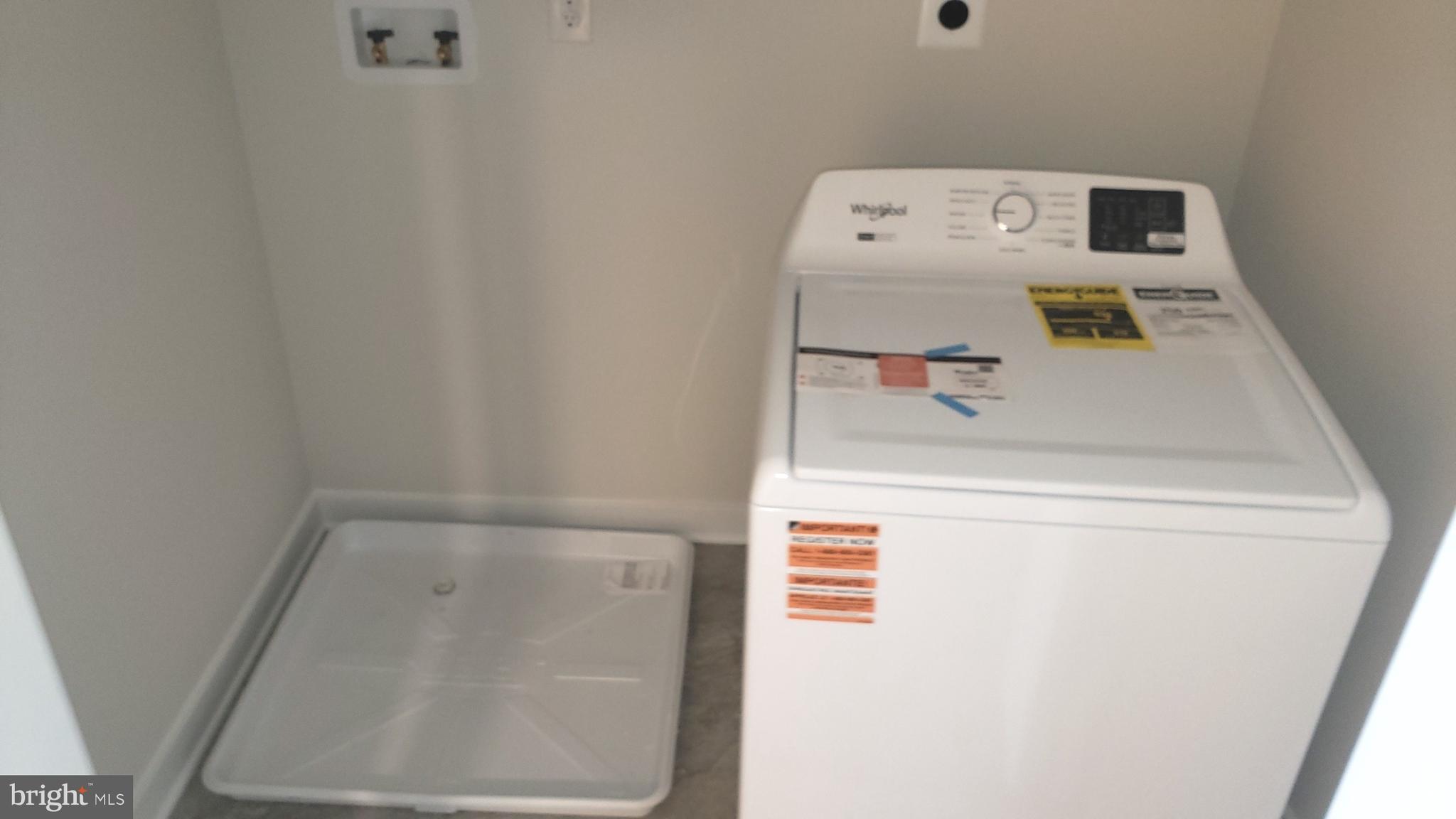 214 Case Road Townsend, DE 19734 - Photo 12 of 18 a utility room with dryer and washer