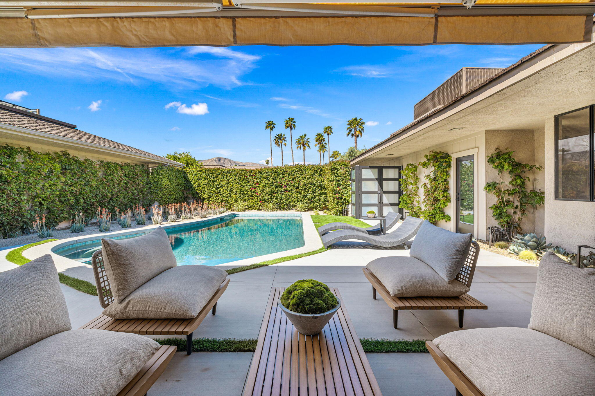 27 Colgate Drive Rancho Mirage, CA 92270 - Photo 15 of 87 a view of a patio with couches table and chairs