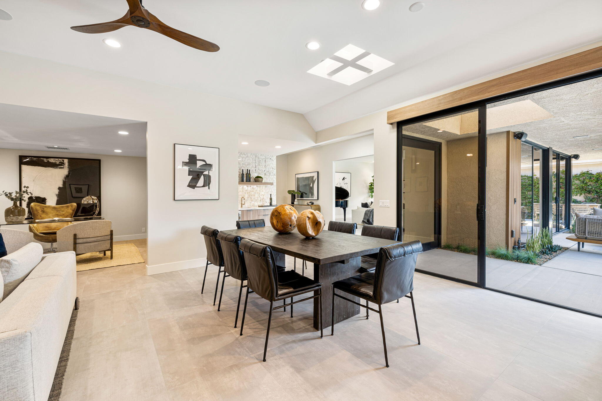 27 Colgate Drive Rancho Mirage, CA 92270 - Photo 41 of 87 a view of a dining room with furniture