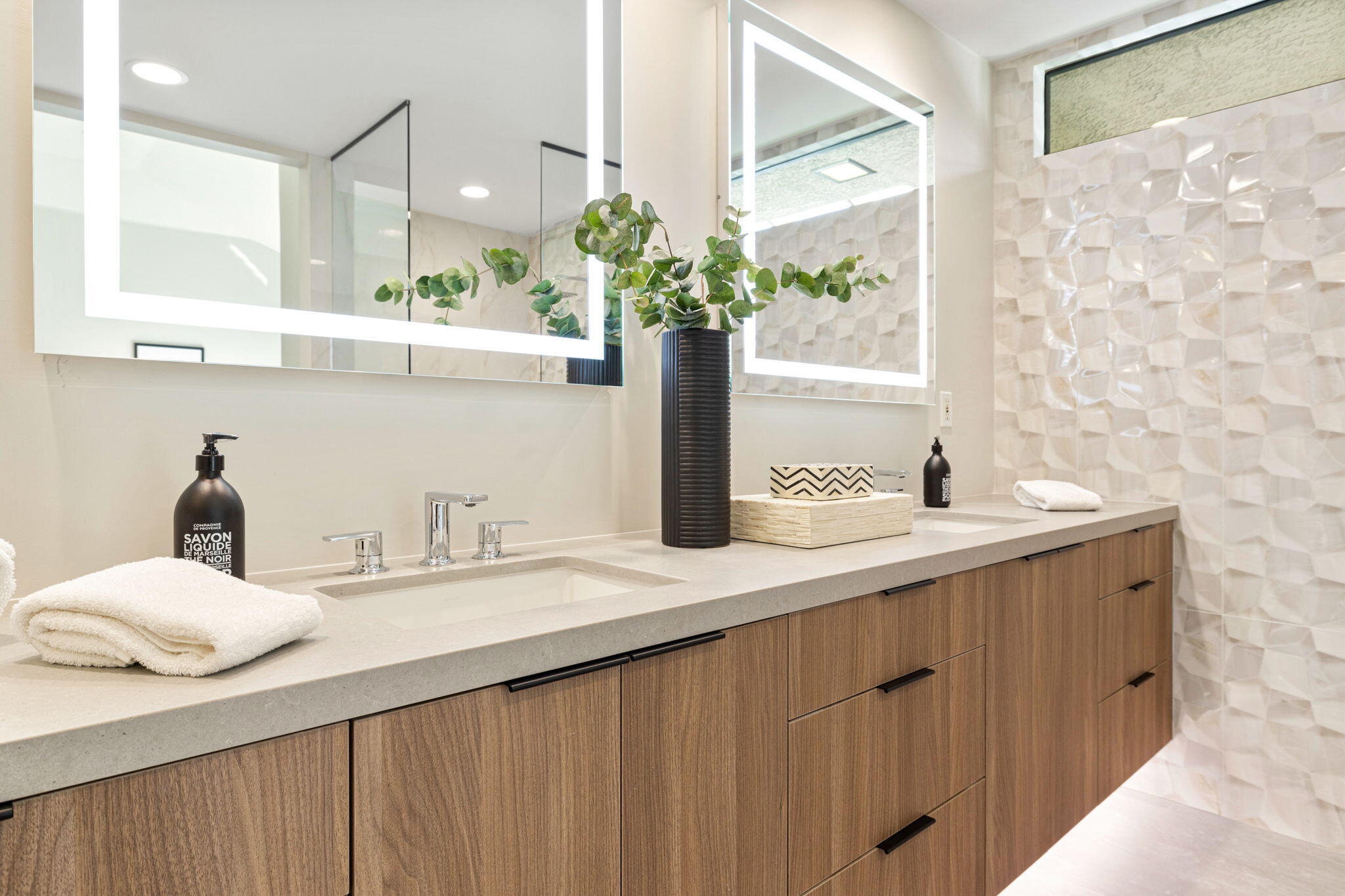 27 Colgate Drive Rancho Mirage, CA 92270 - Photo 76 of 87 a bathroom with a sink and a mirror