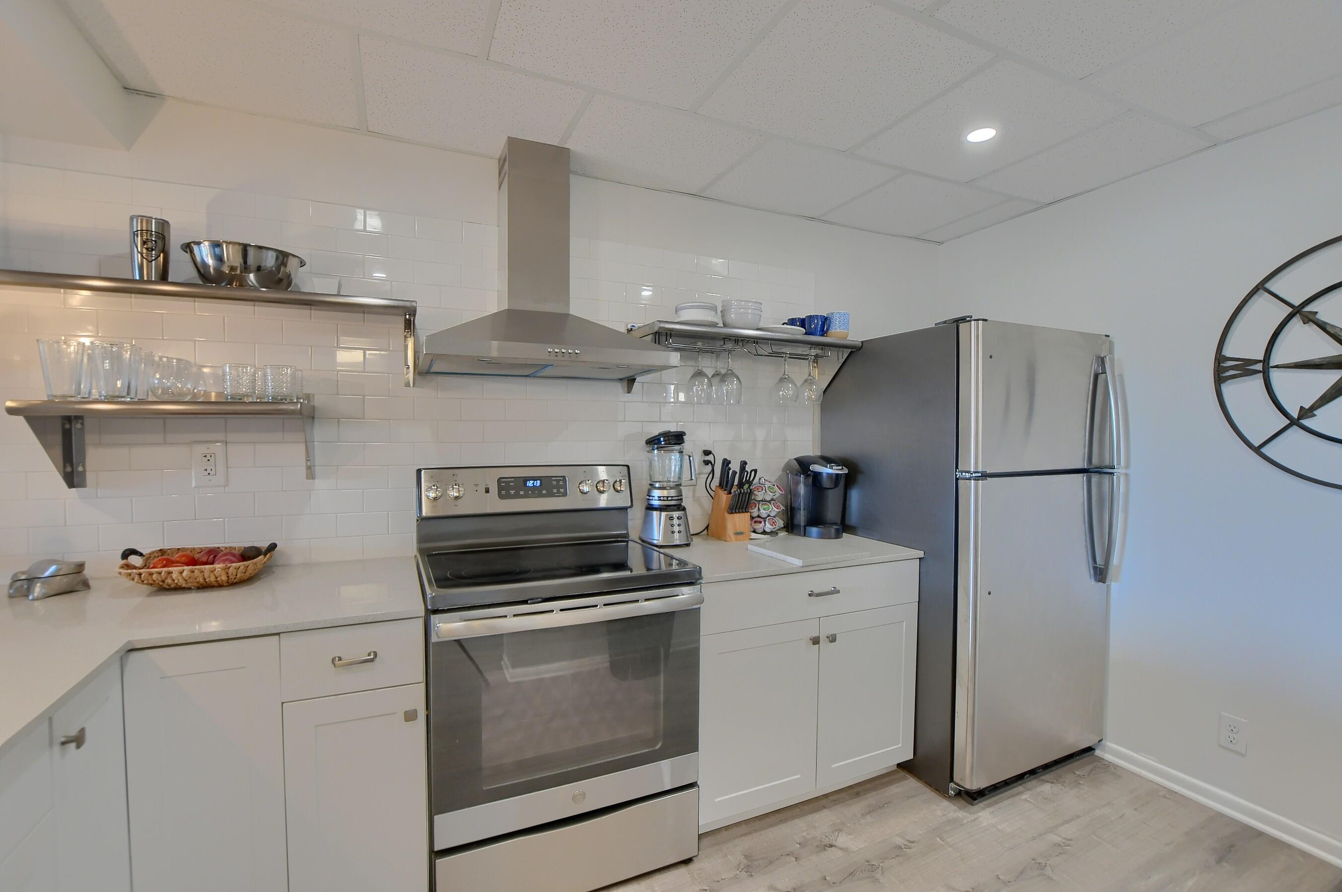13 Royal Palm Way, Unit 404 Boca Raton, FL 33432 - Photo 11 of 27 11_ebf_4083-hdr(5)