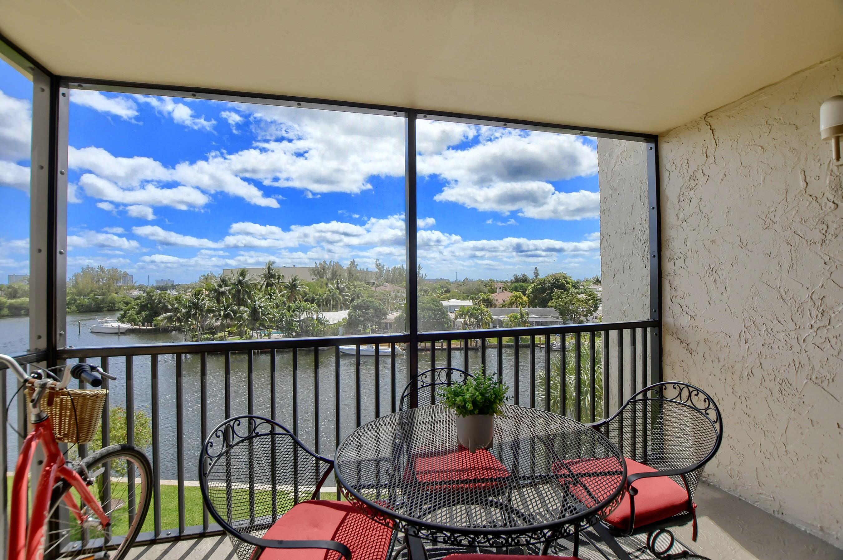 13 Royal Palm Way, Unit 404 Boca Raton, FL 33432 - Photo 17 of 27 17_ebf_4113-hdr(5)