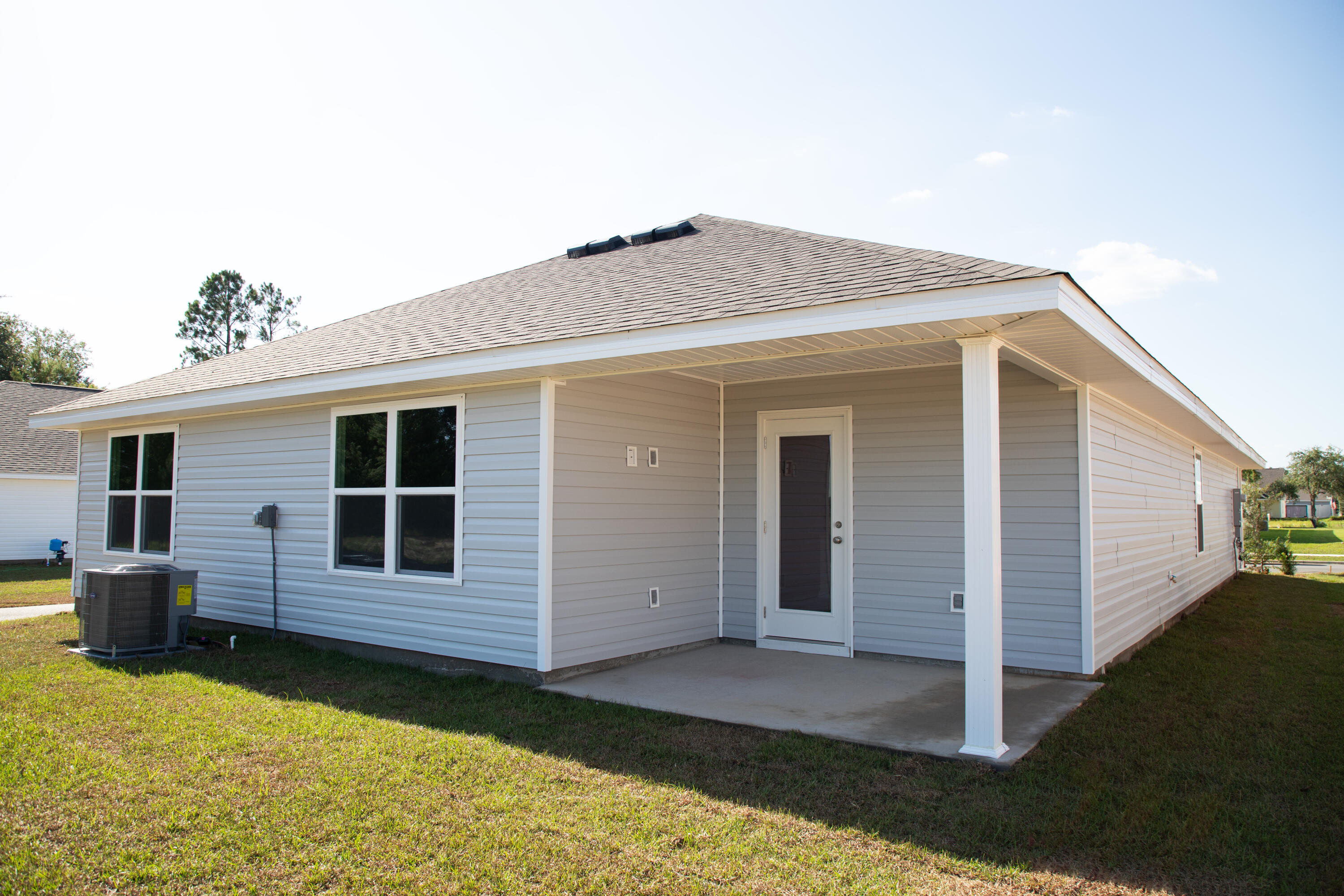 20 Bluebeech Street Freeport, FL 32439 - Photo 25 of 26 a view of a house with backyard