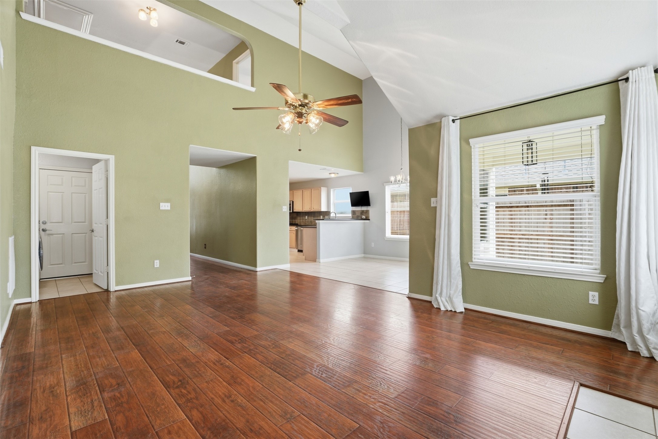 326 Wild Bird Drive Spring, TX 77373 - Photo 7 of 31