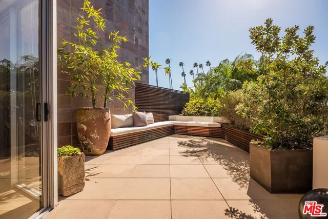 a view of outdoor space and garden