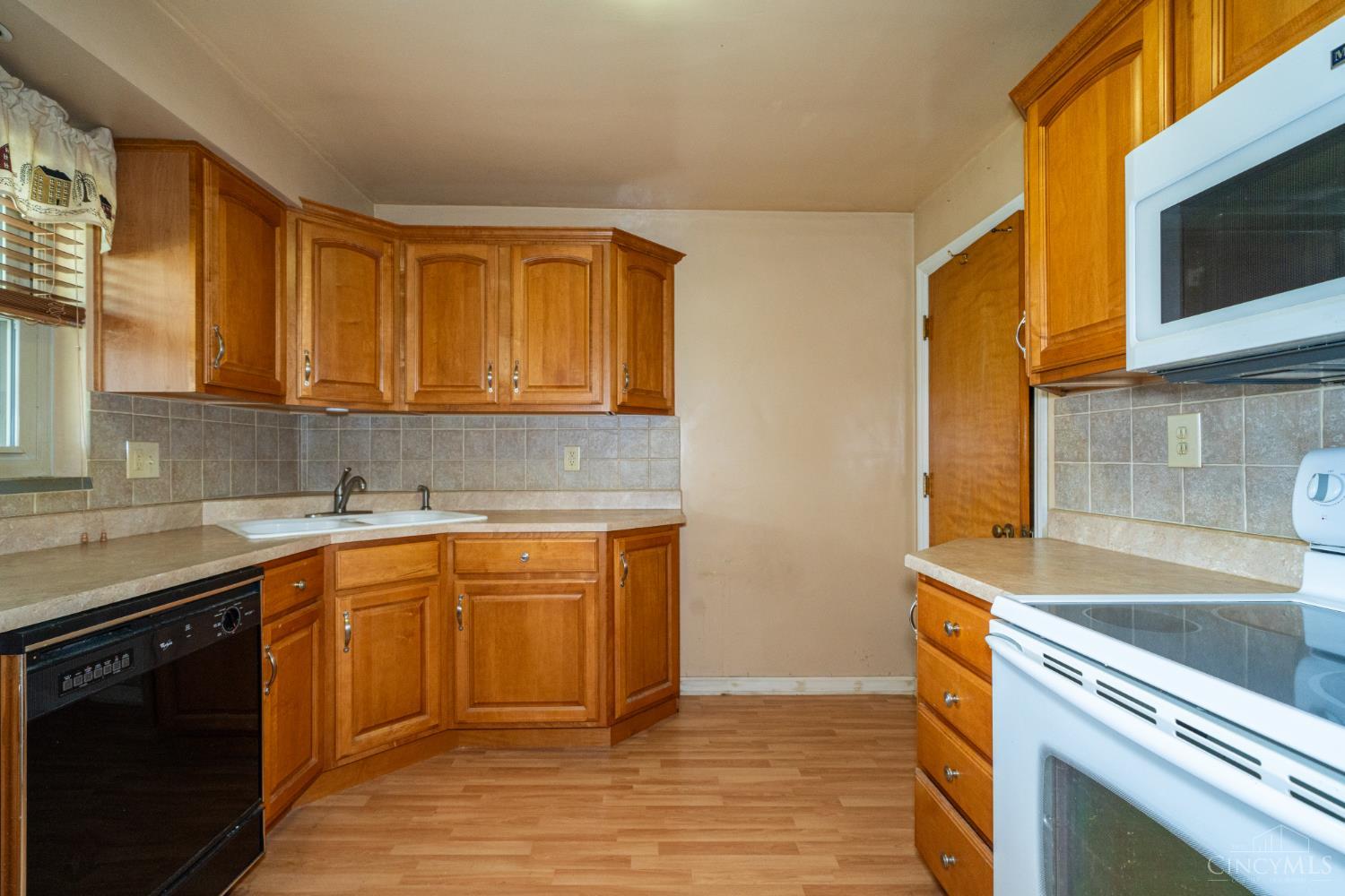 639 Storms Road Kettering, OH 45429 - Photo 11 of 50 Gallery Image 11