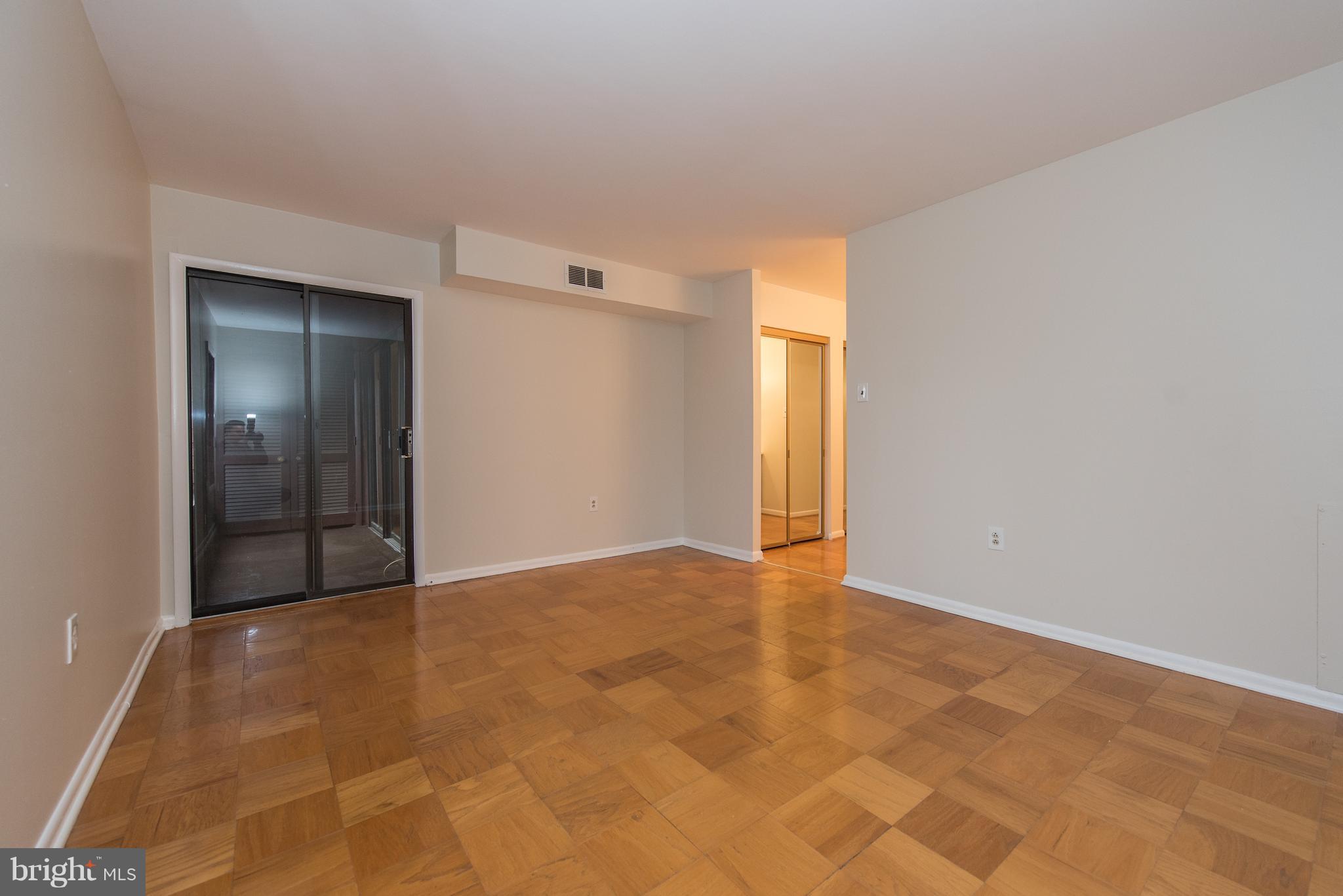 5232 West Running Brook Road, Unit 301 Columbia, MD 21044 - Photo 21 of 29 a view of an empty room and window