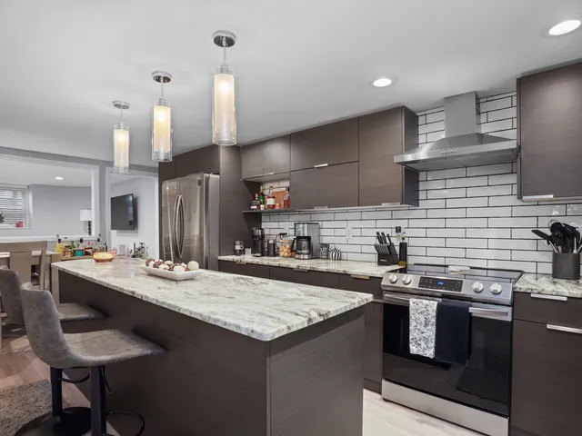 $299,000 | 5 Hundley Court, Unit LL, Stamford, CT 06902