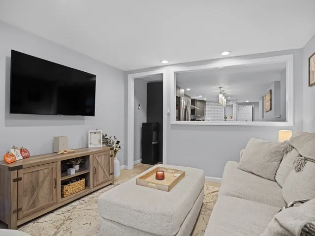 $299,000 | 5 Hundley Court, Unit LL, Stamford, CT 06902