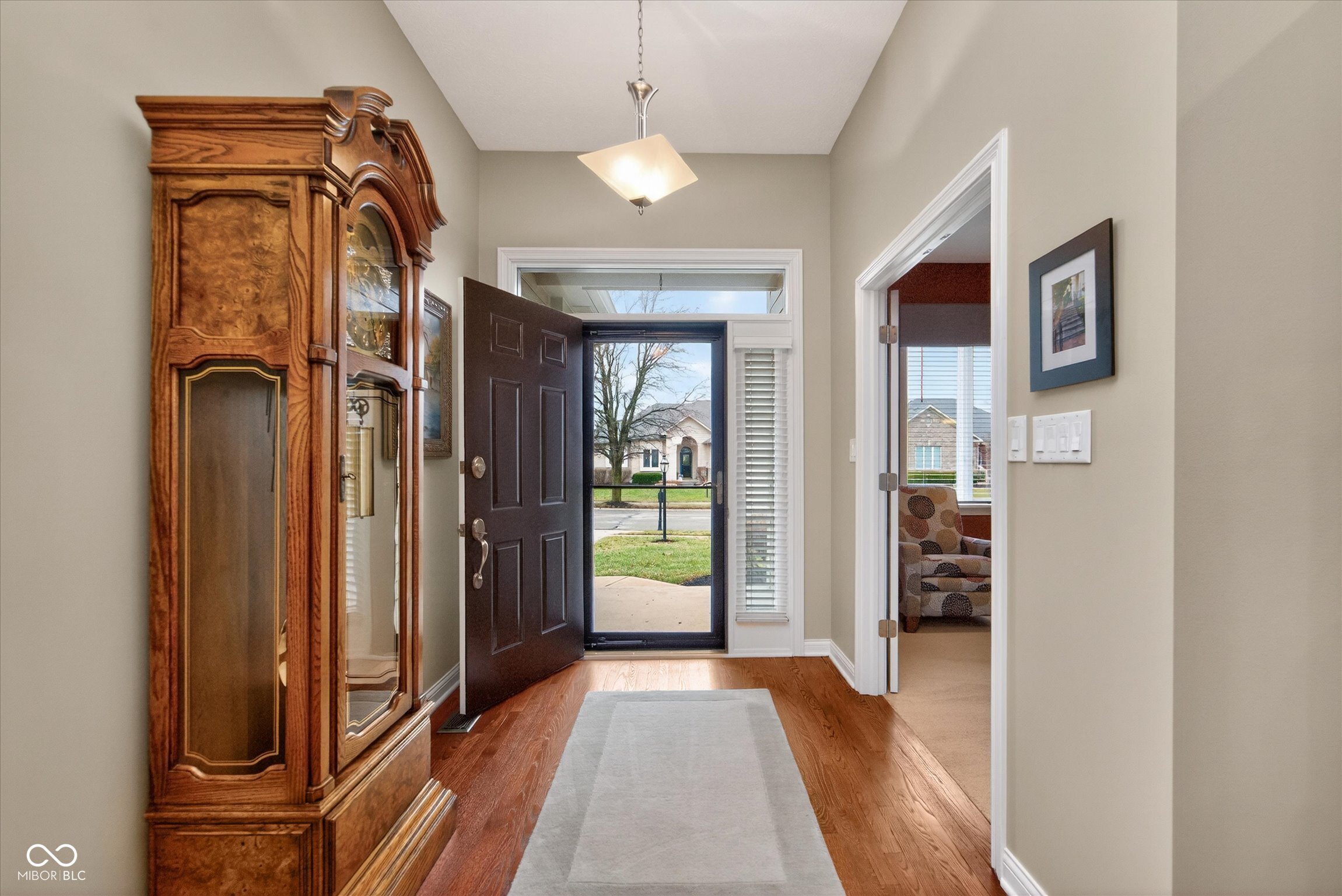 10929 Bluestone Way Fishers, IN 46038 - Photo 3 of 29