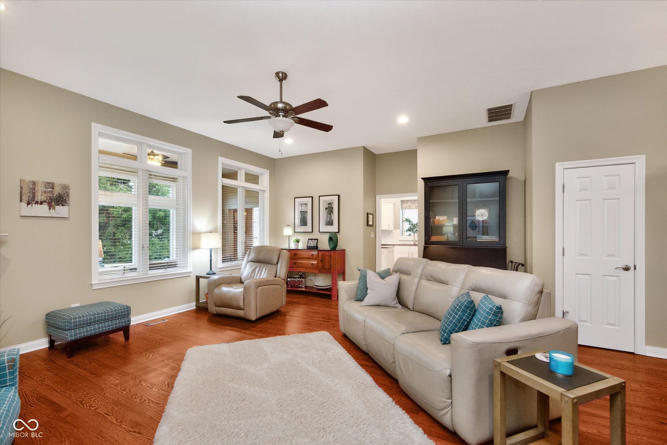 10929 Bluestone Way Fishers, IN 46038 - Photo 9 of 29