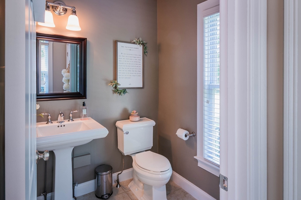 493 Taylor Road Stow, MA 01775 - Photo 21 of 40