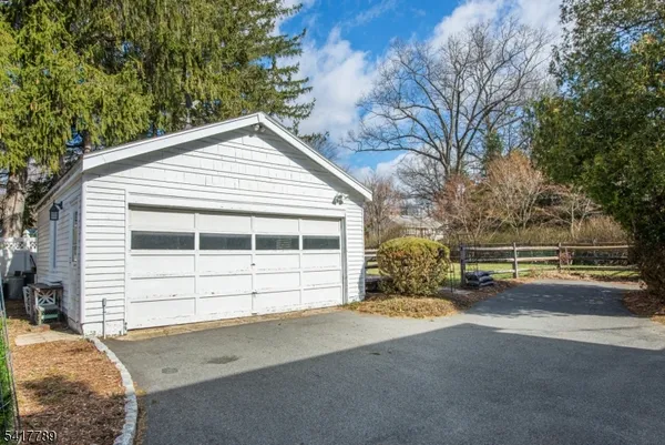 $675,000 | 53 Circle Drive, Mount Tabor, NJ 07878