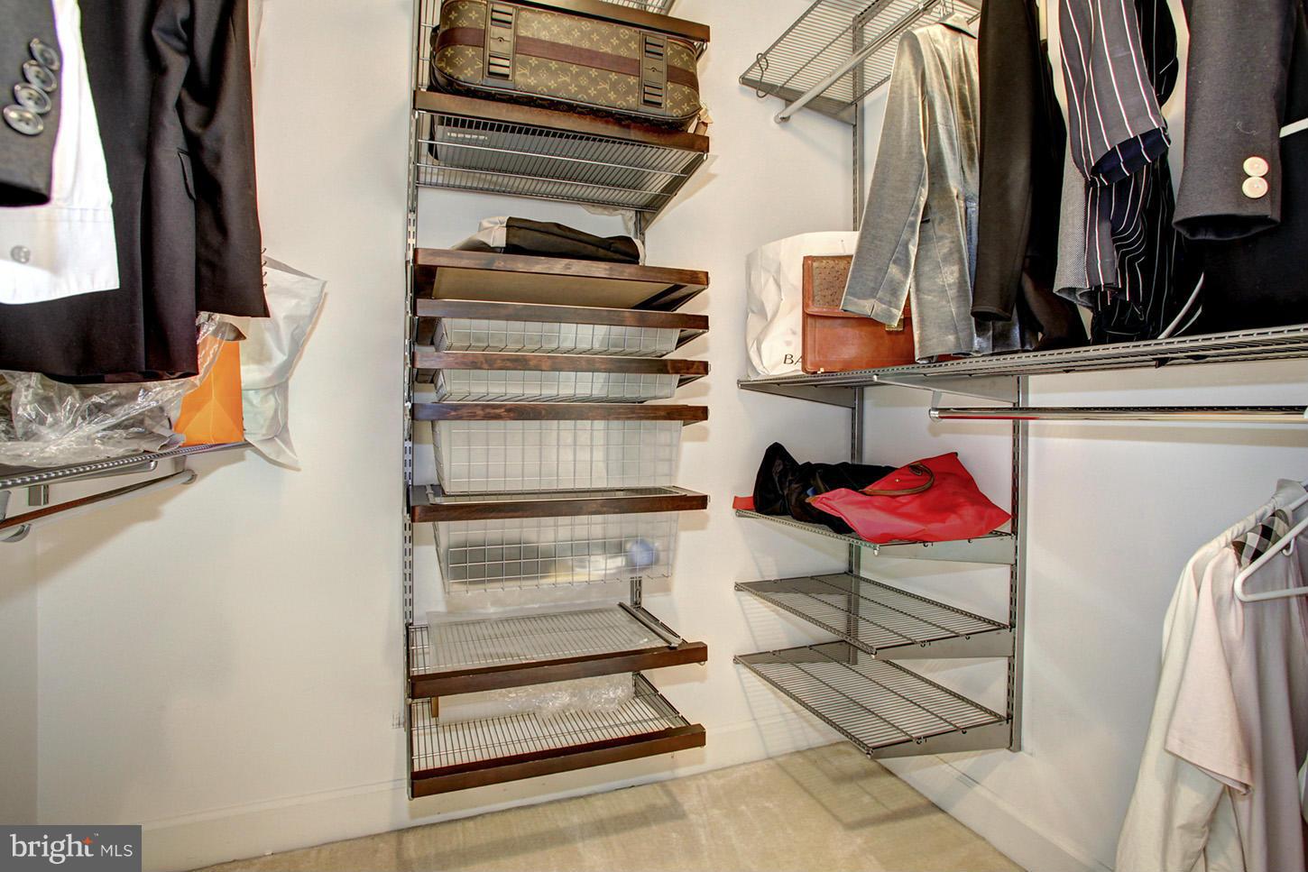 405 Tschiffely Square Road Gaithersburg, MD 20878 - Photo 19 of 30 Fitted Closets