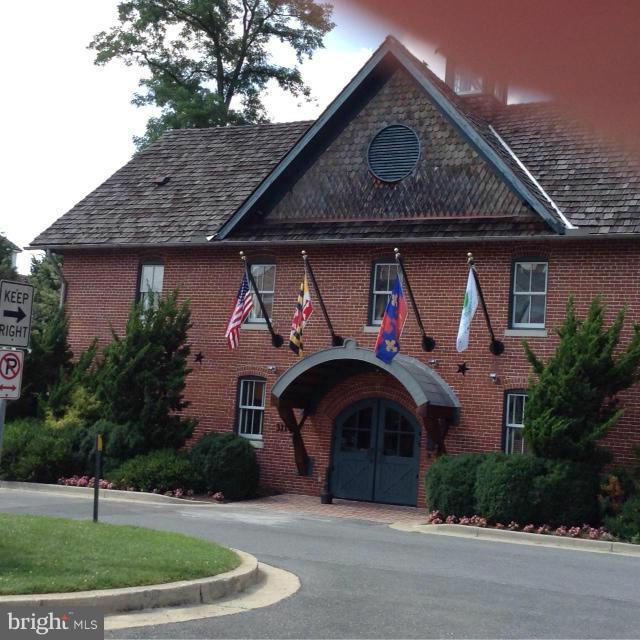 405 Tschiffely Square Road Gaithersburg, MD 20878 - Photo 28 of 30 Kentlands'Arts Barn