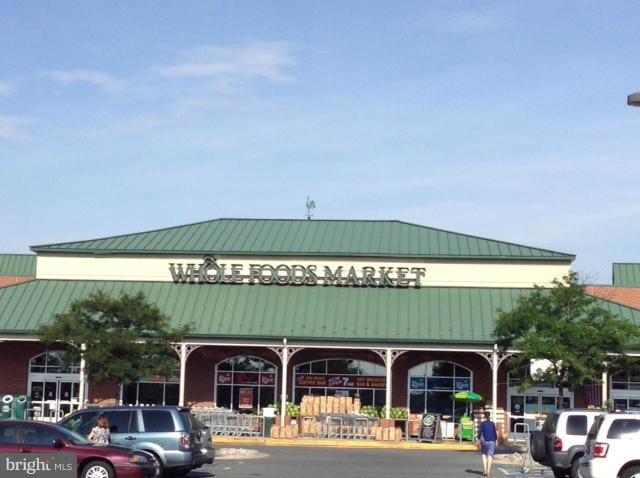 405 Tschiffely Square Road Gaithersburg, MD 20878 - Photo 30 of 30 Walk to Whole Foods
