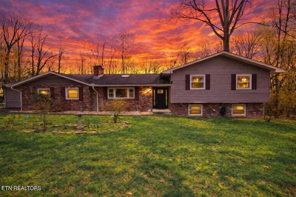 $513,999 | 112 New Crest Lane, Oak Ridge, TN 37830