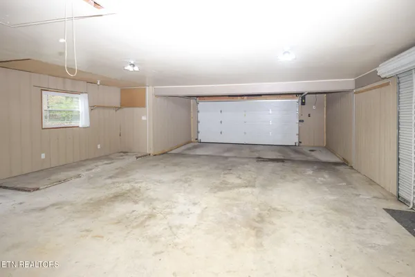 $513,999 | 112 New Crest Lane, Oak Ridge, TN 37830