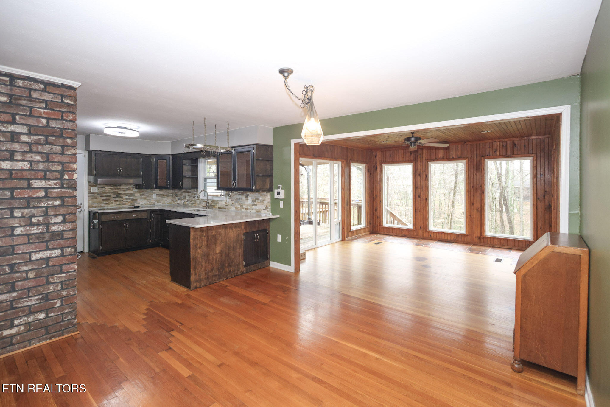 112 New Crest Lane Oak Ridge, TN 37830 - Photo 6 of 35 24-R5__2167