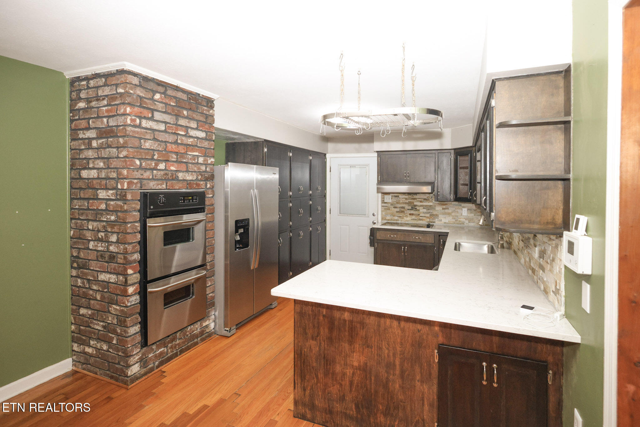 112 New Crest Lane Oak Ridge, TN 37830 - Photo 9 of 35 21-R5__2180