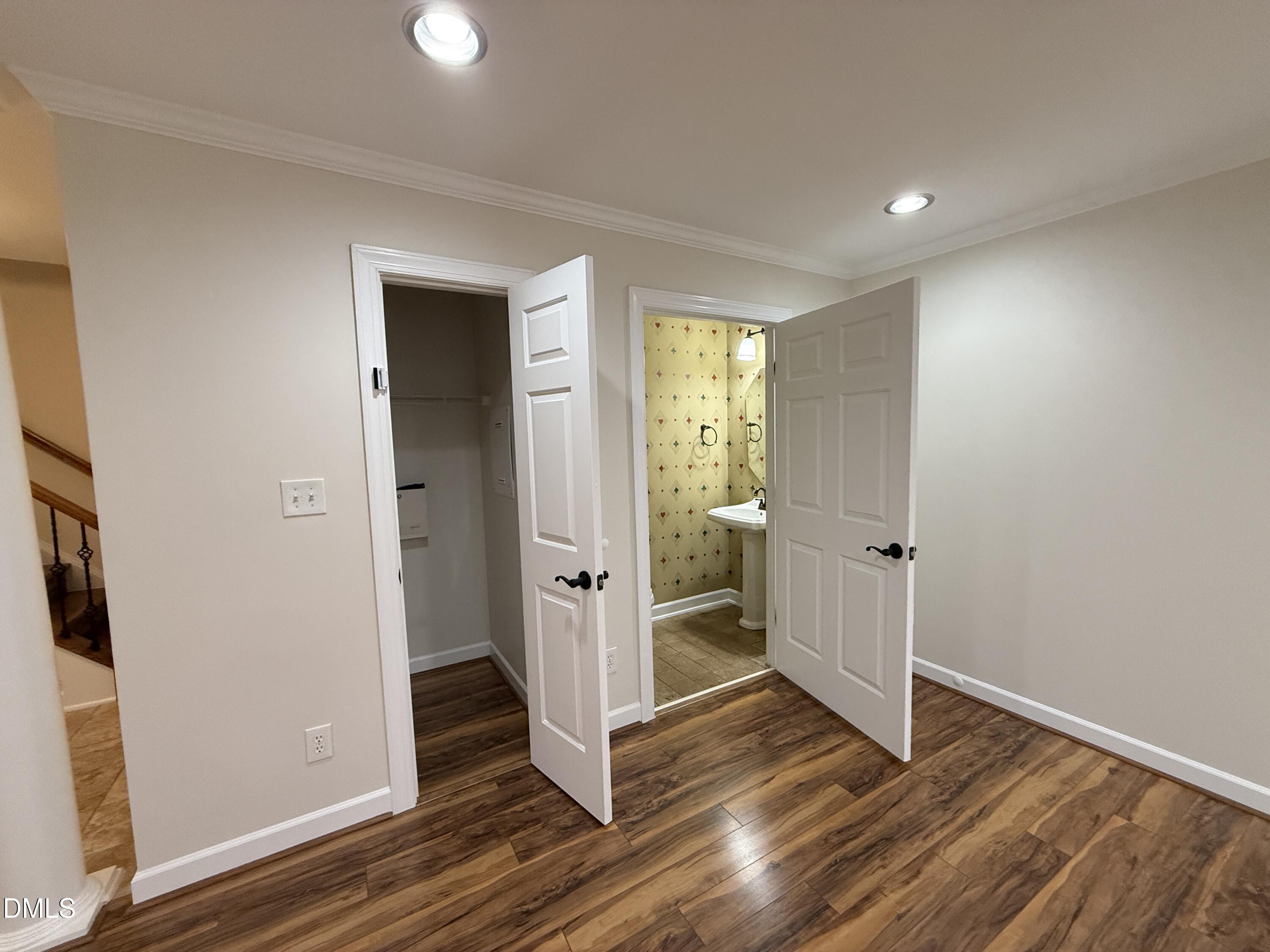 3647 Edgemont Drive Raleigh, NC 27612 - Photo 14 of 81 13