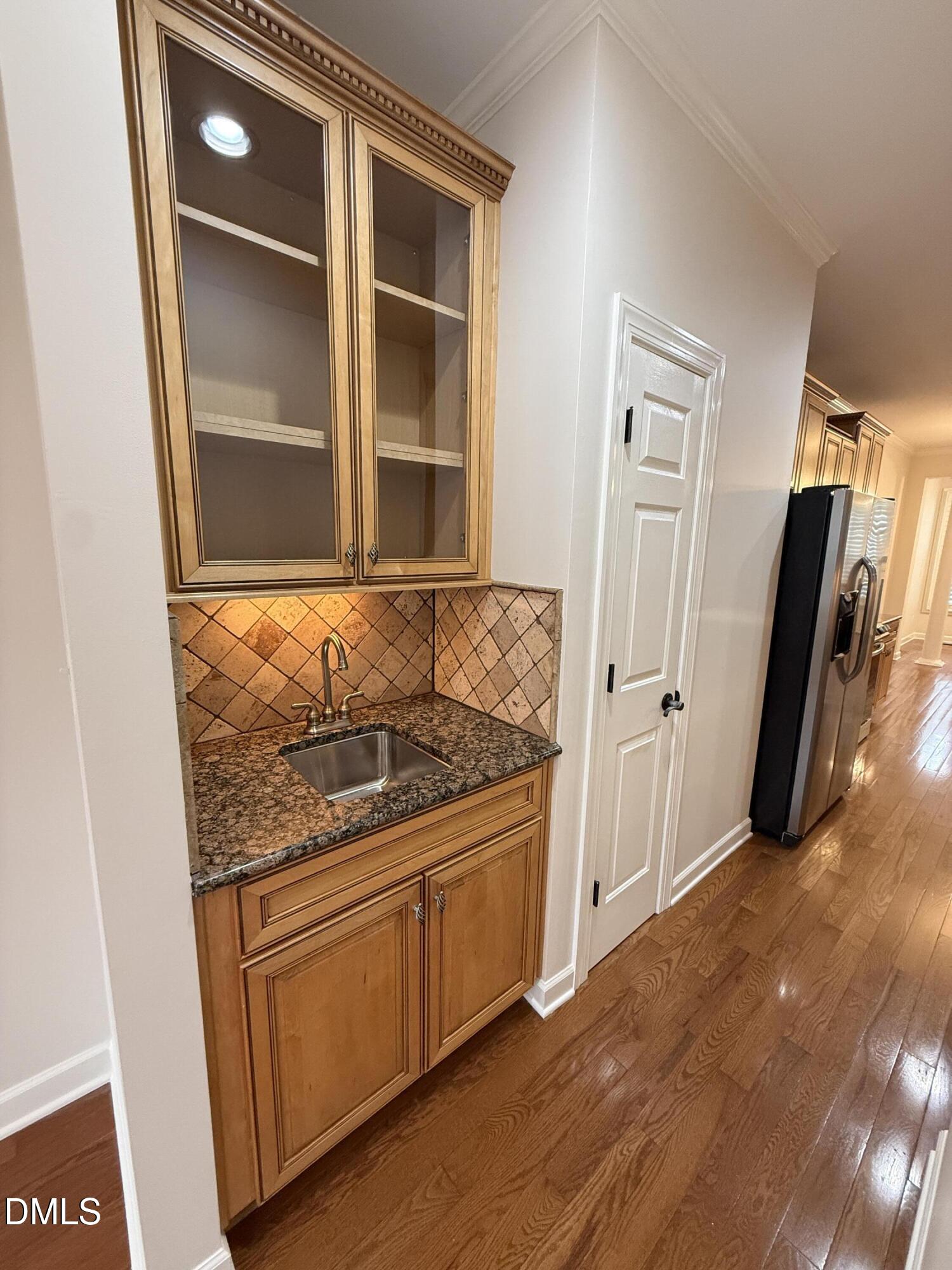 3647 Edgemont Drive Raleigh, NC 27612 - Photo 30 of 81 29