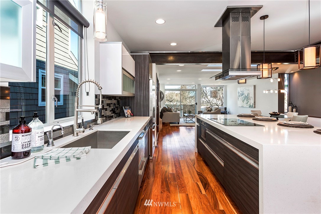 2317 North 63rd Street Seattle, WA 98103 - Photo 11 of 25 Gallery Image 11