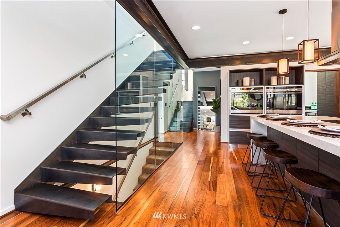 2317 North 63rd Street Seattle, WA 98103 - Photo 12 of 25 Gallery Image 12