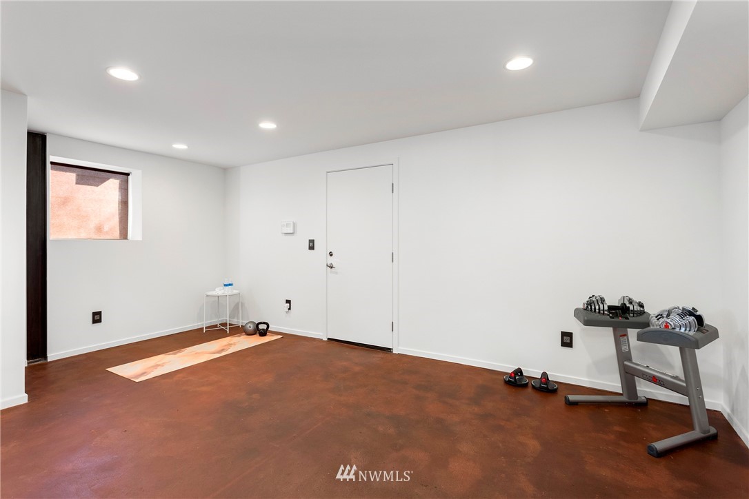 2317 North 63rd Street Seattle, WA 98103 - Photo 23 of 25 Gallery Image 23