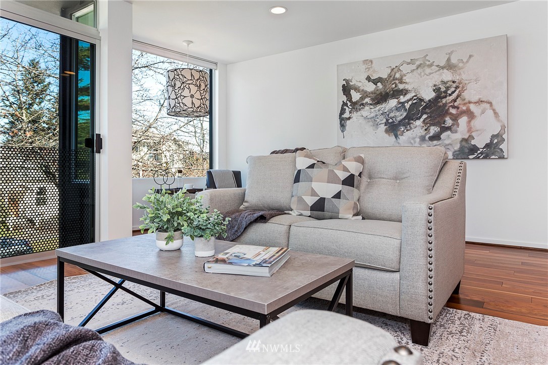2317 North 63rd Street Seattle, WA 98103 - Photo 5 of 25 Gallery Image 5