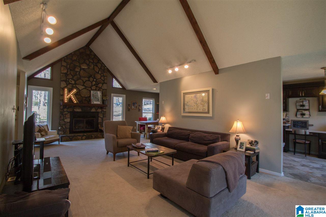 422 Stonebridge Road Birmingham, AL 35210 - Photo 9 of 44