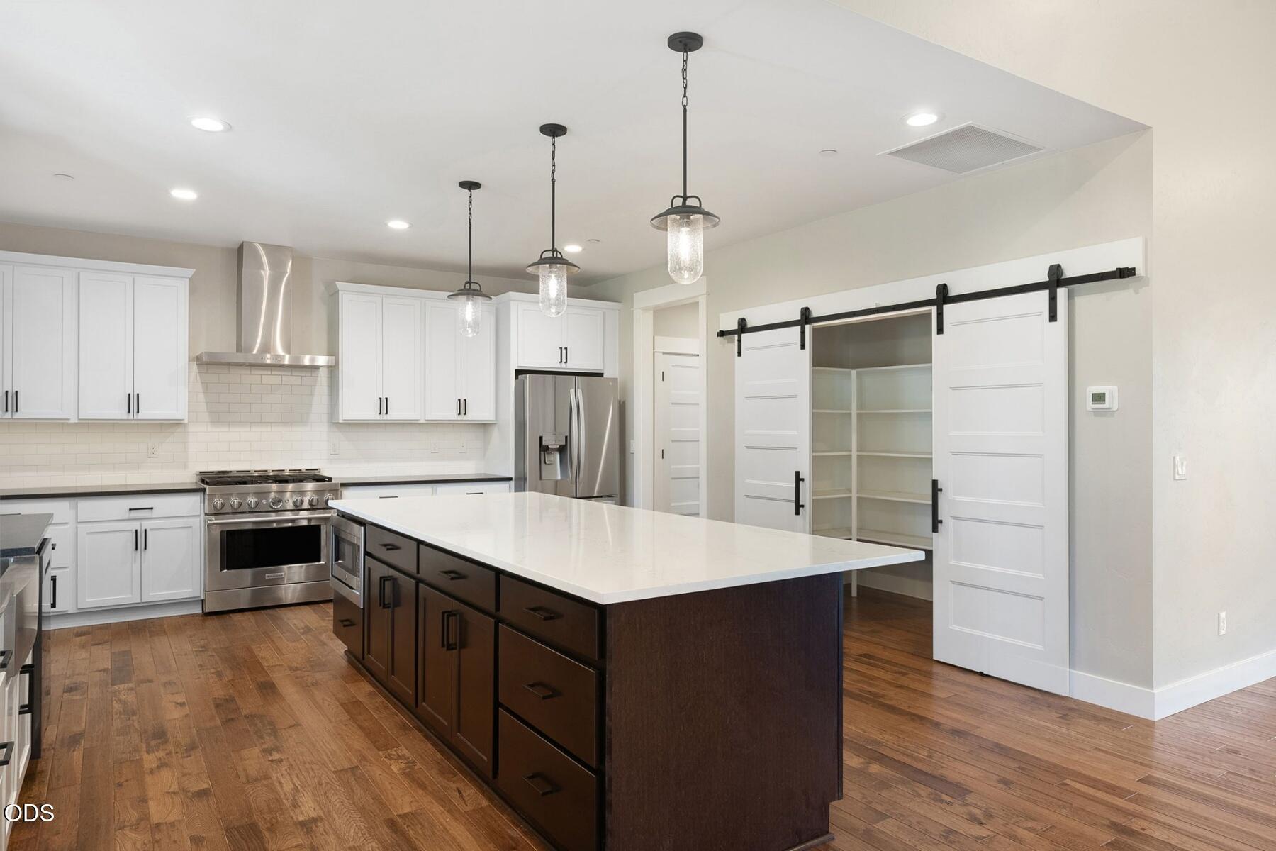 615 Southwest 89th Street Redmond, OR 97756 - Photo 9 of 52