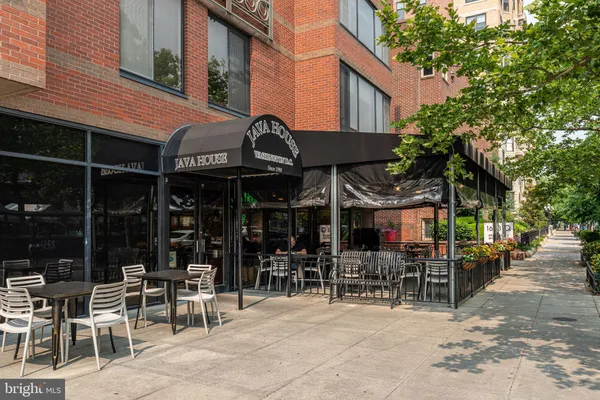 $1,100,000 | 1905 17th Street Northwest, Washington, DC 20009